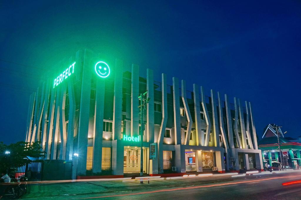 Perfect Hotel Mandalay Exteriér fotografie