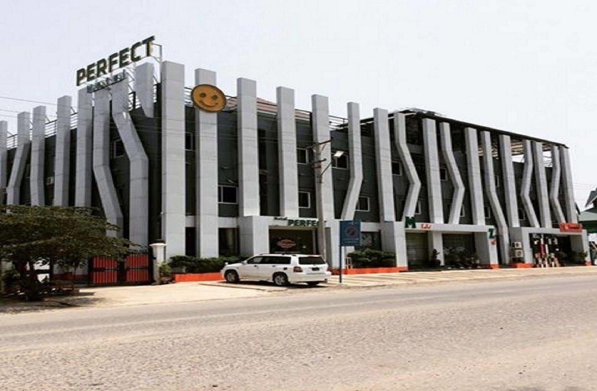 Perfect Hotel Mandalay Exteriér fotografie